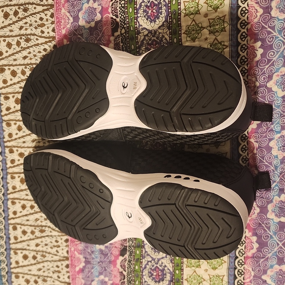 Shoes - Picture 3 of 3